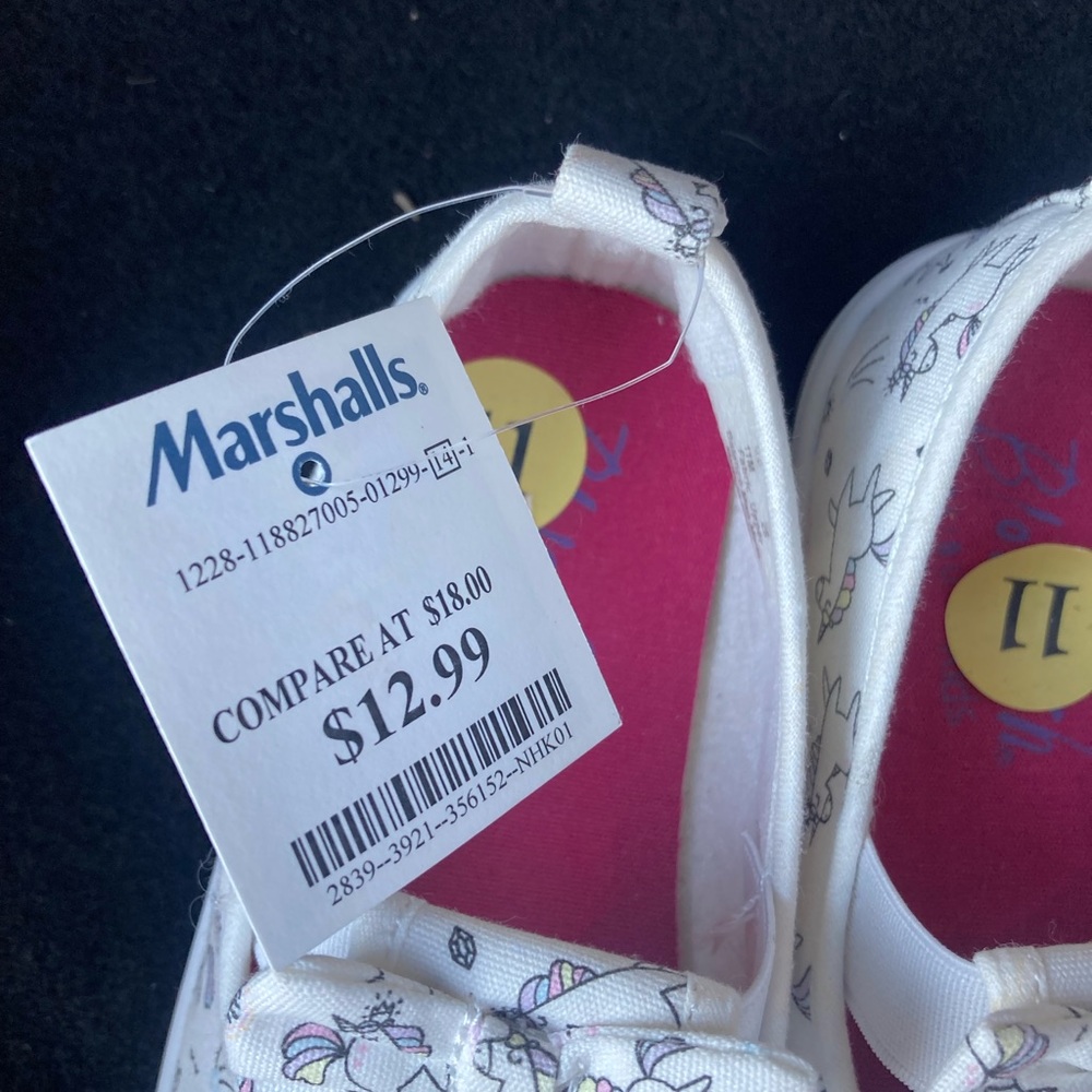Girl Unicorn Print Kids Sneakers - White and Pink - Picture 3 of 4